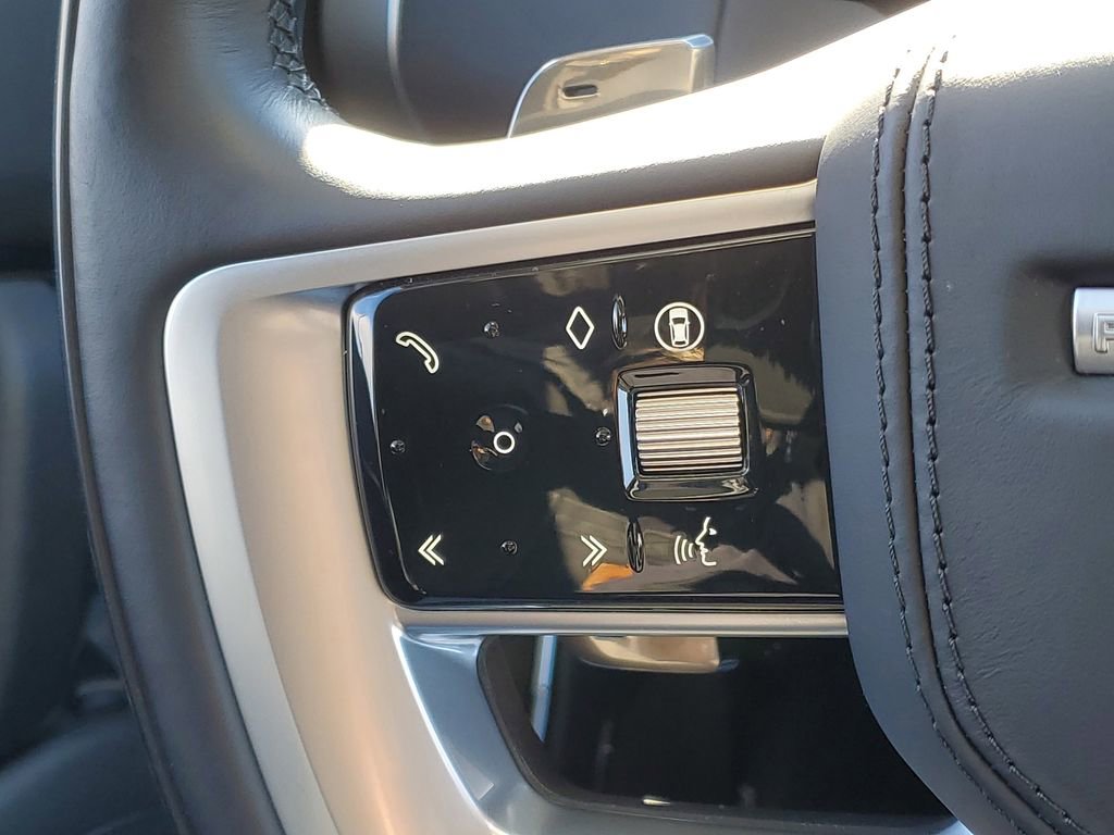 Used 2024 Land Rover Range Rover Autobiography image 16