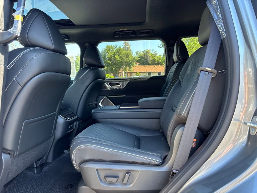 New 2026 INFINITI QX80 Autograph image 9