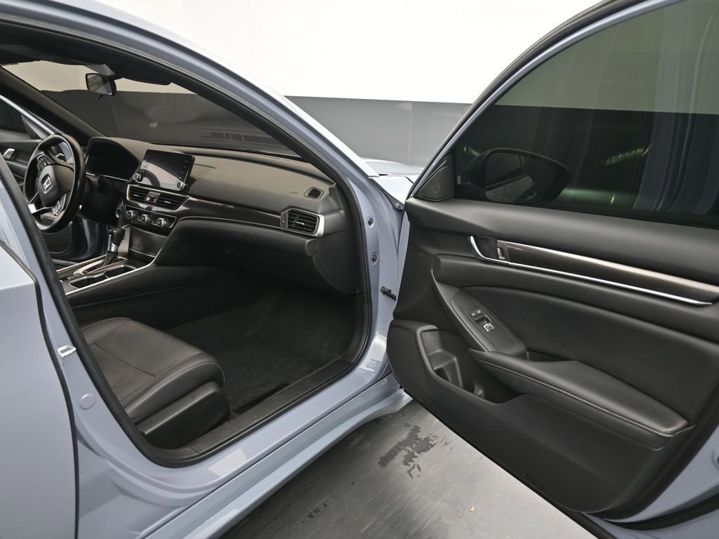 Used 2021 Honda Accord Sport image 16