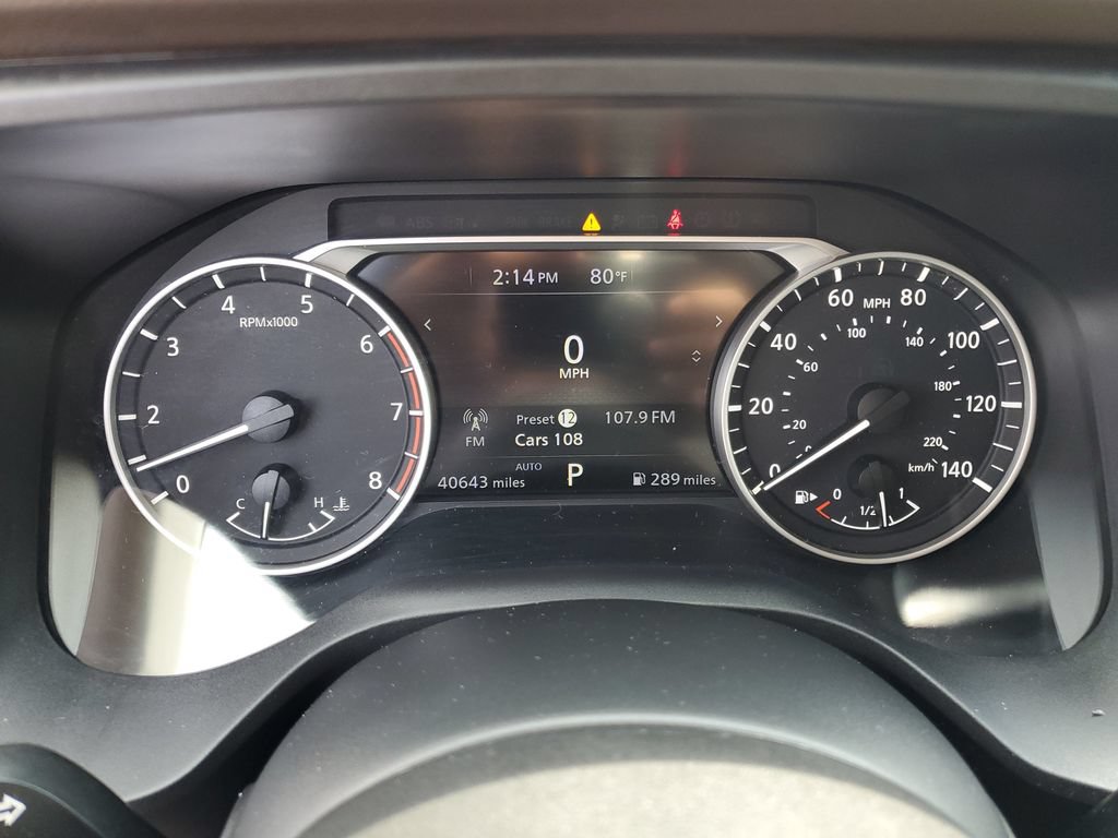 Used 2023 Nissan Rogue SV AWD/4WD image 14