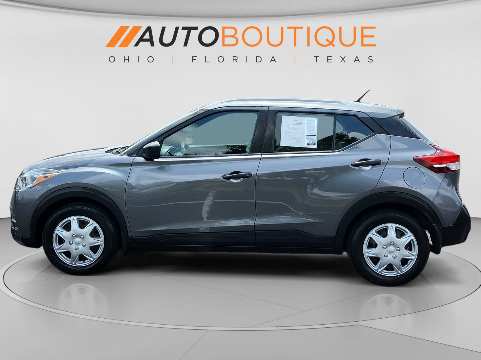 Used 2019 Nissan Kicks S FWD image 2