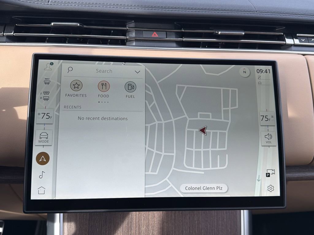 New 2026 Land Rover Range Rover Long Wheelbase SE image 27