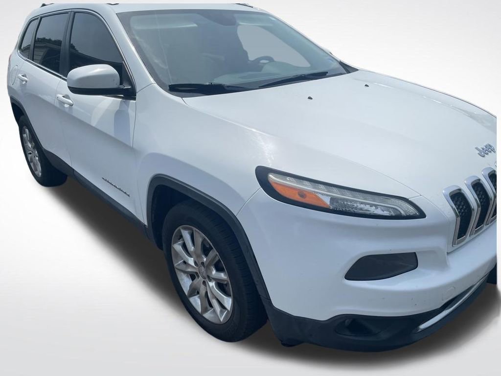Used 2015 Jeep Cherokee Limited w/ Luxury Group FWD image 2