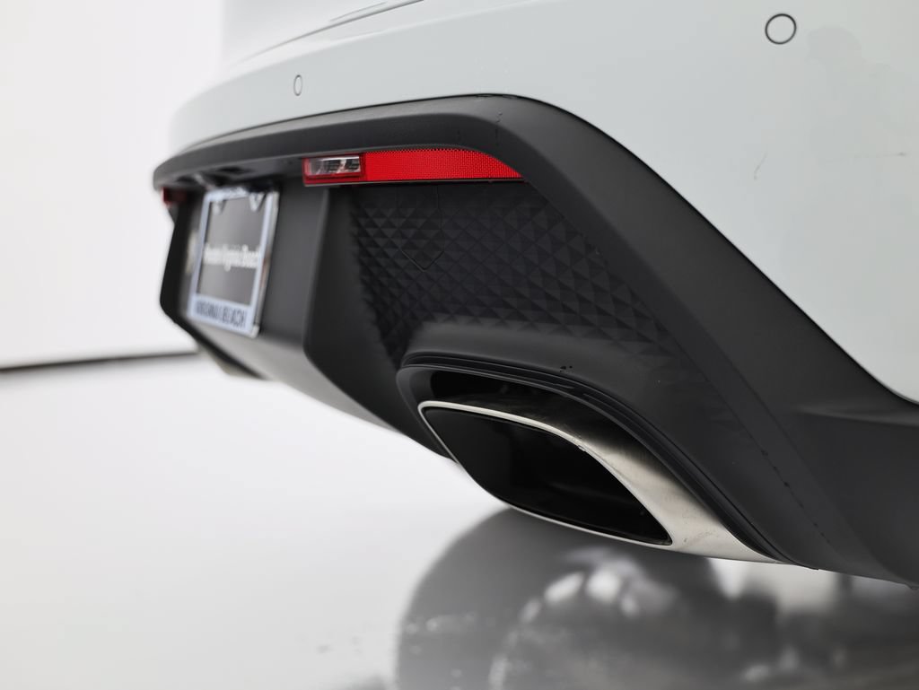 New 2026 Porsche Macan AWD/4WD image 15