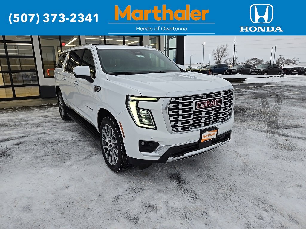 Used 2025 GMC Yukon XL Denali image 7