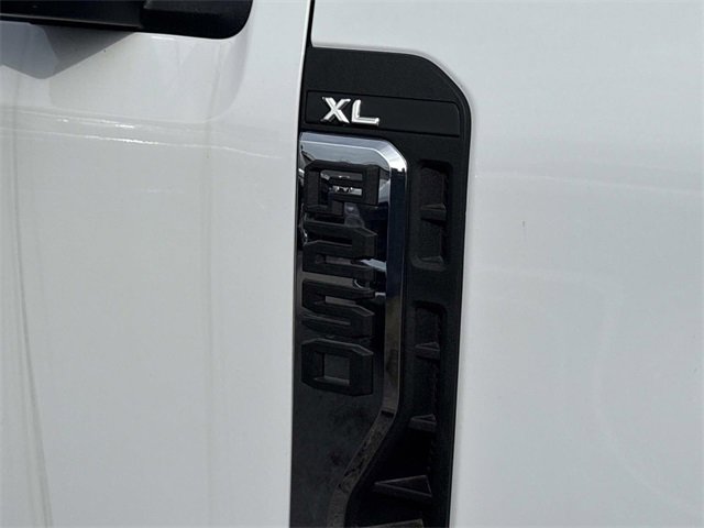New 2026 Ford F250 XL w/ XL Off-Road Package image 10