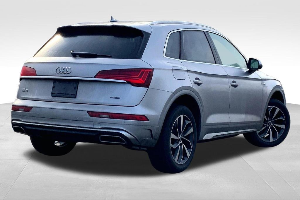 Certified 2023 Audi Q5 2.0T Premium Plus w/ Premium Plus Package image 9