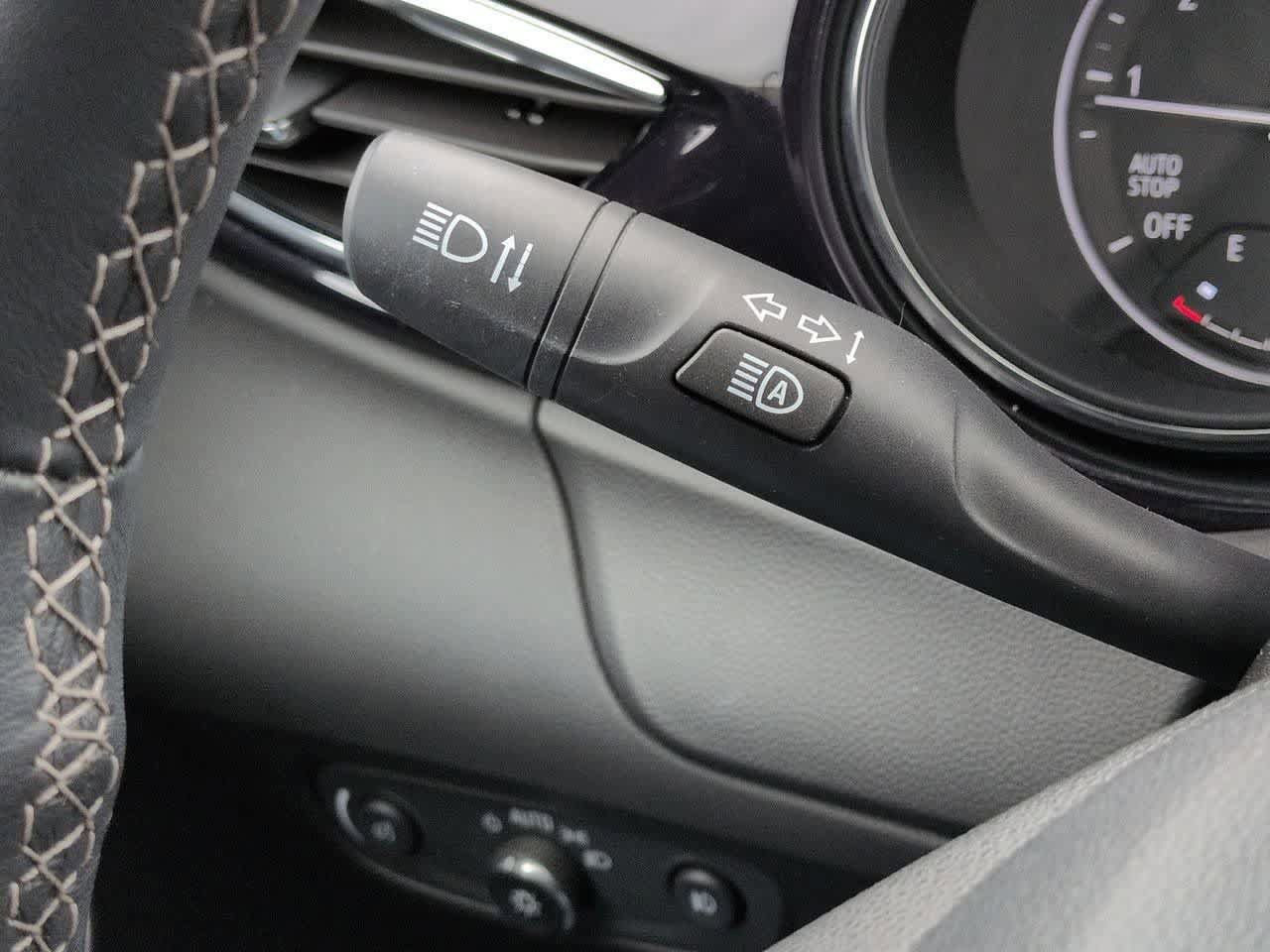 Used 2023 Buick Encore GX Select w/ Sport Touring Package image 26