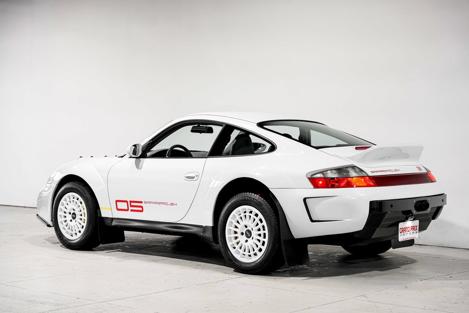 Used 2003 Porsche 911 Carrera 4S AWD/4WD image 8