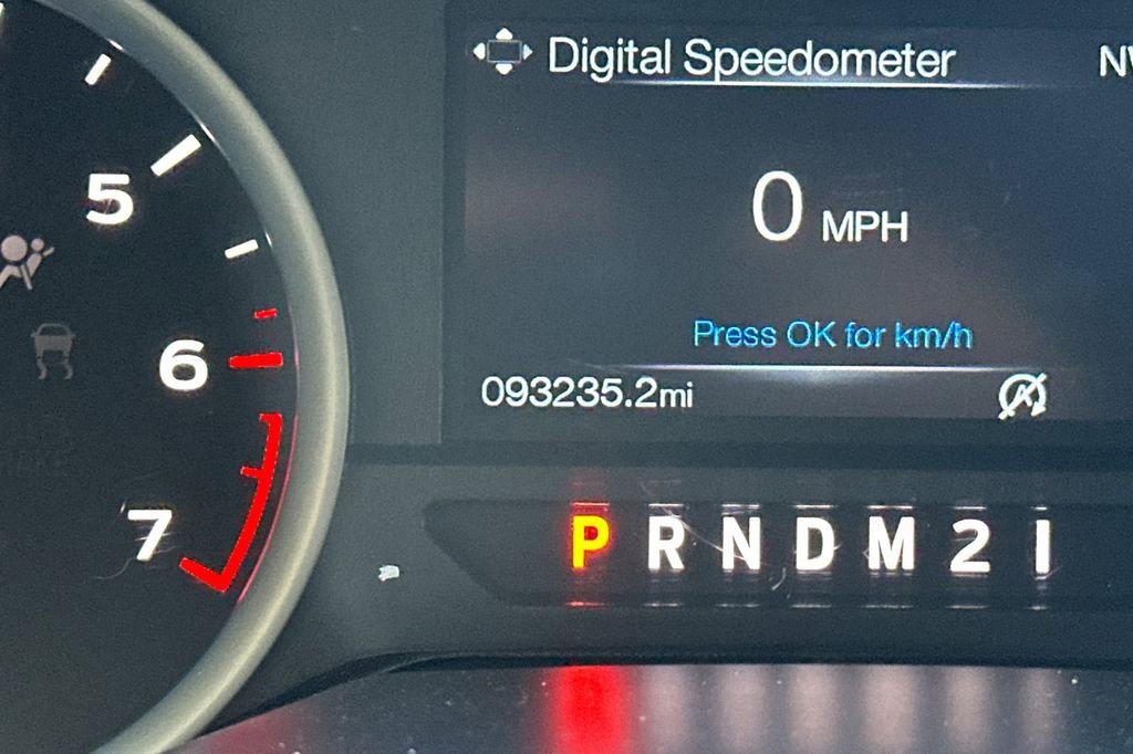 Used 2015 Ford F150 XLT w/ Equipment Group 302A Luxury image 23