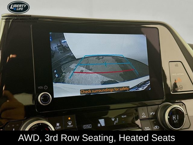 Used 2024 Toyota Highlander XLE image 13