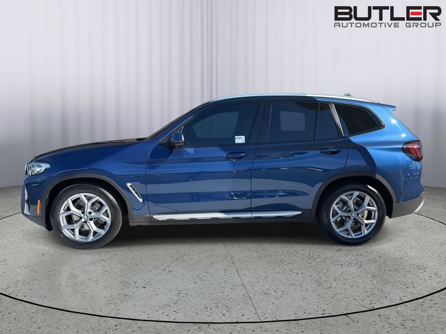 Certified 2023 BMW X3 sDrive30i w/ Convenience Package image 3