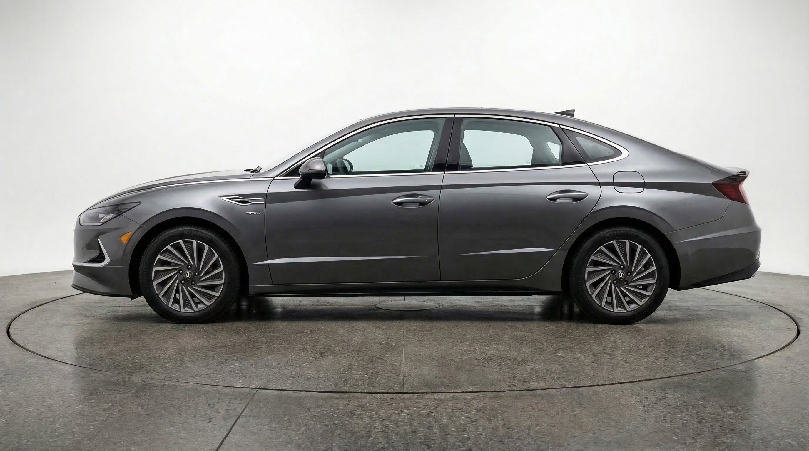 Used 2025 Hyundai Sonata SEL image 5