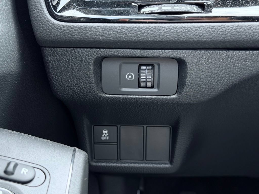 Used 2025 Honda Civic Sport image 28