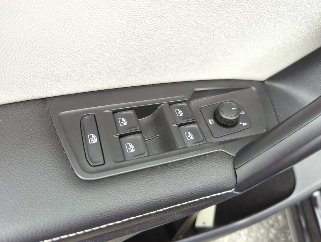 Used 2023 Volkswagen Tiguan S w/ Driver Assistance Package FWD image 26
