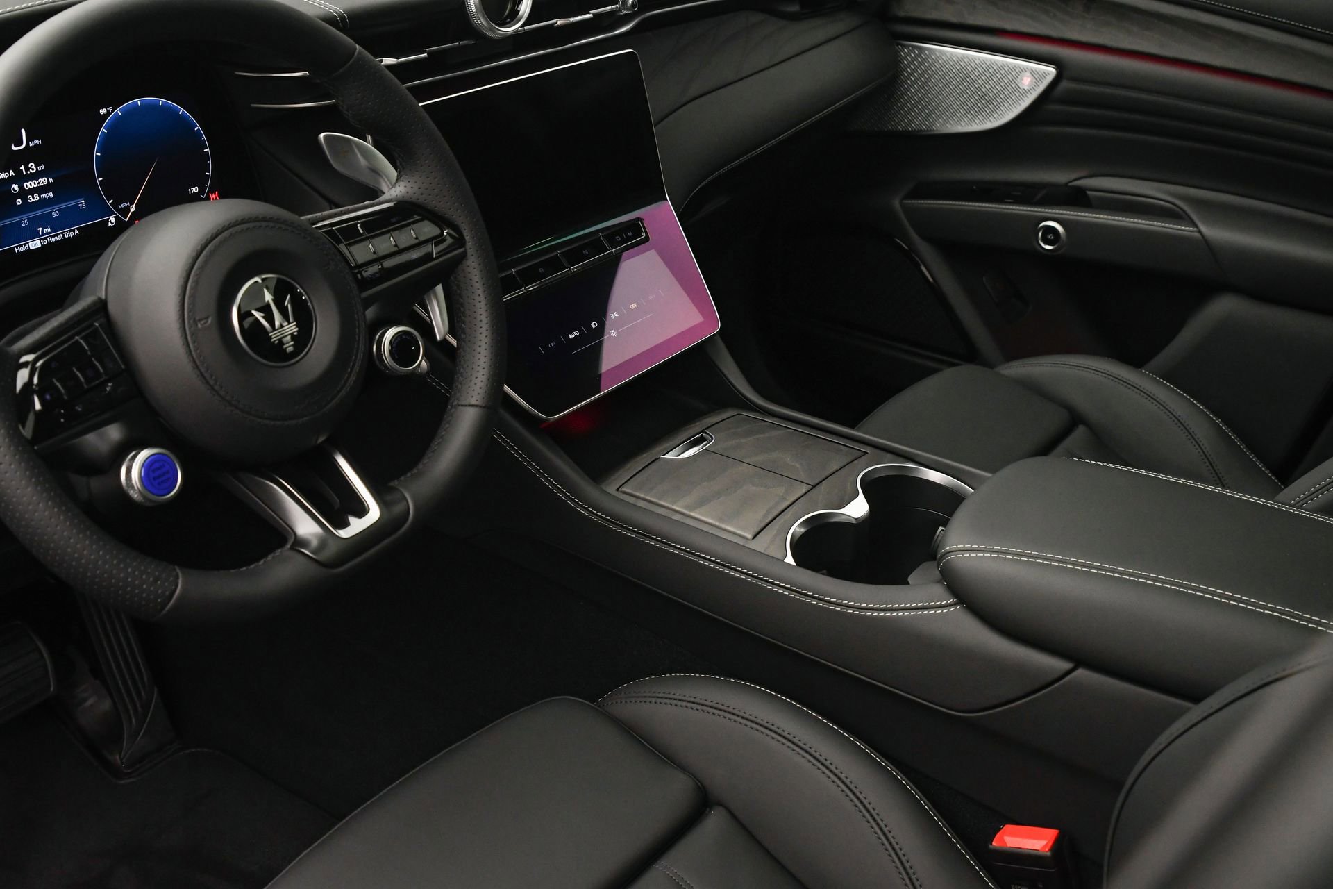 New 2025 Maserati Grecale GT image 33