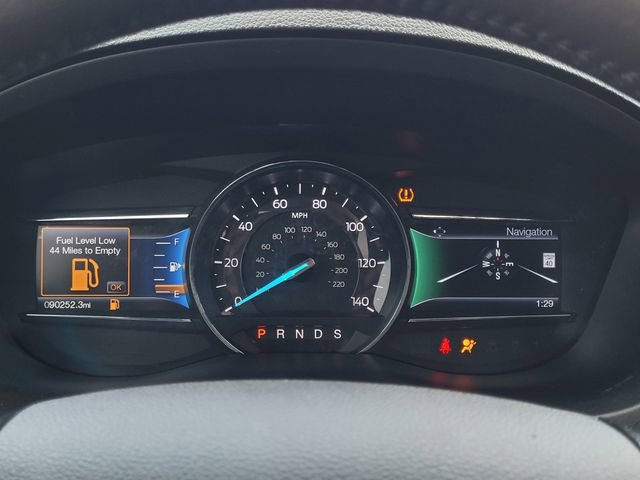 Used 2016 Ford Explorer XLT w/ Equipment Group 201A FWD image 21