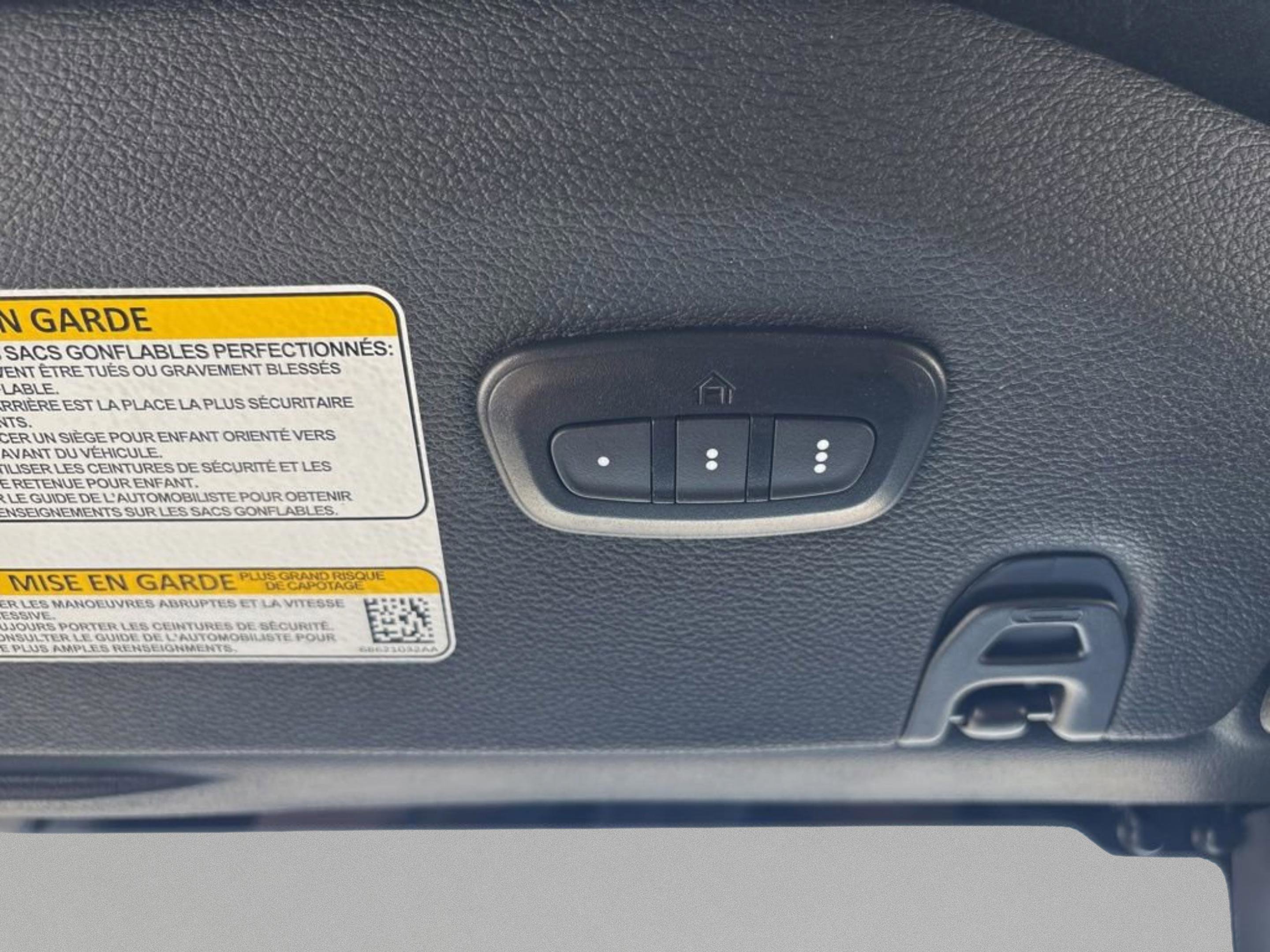 Used 2024 Jeep Wrangler Unlimited Rubicon image 25