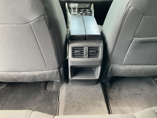 Used 2023 Nissan Rogue S image 26