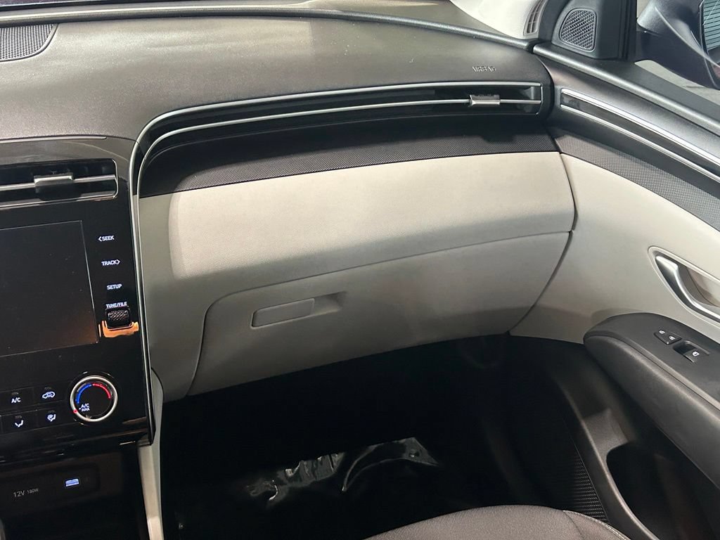 Used 2023 Hyundai Tucson SE FWD image 11