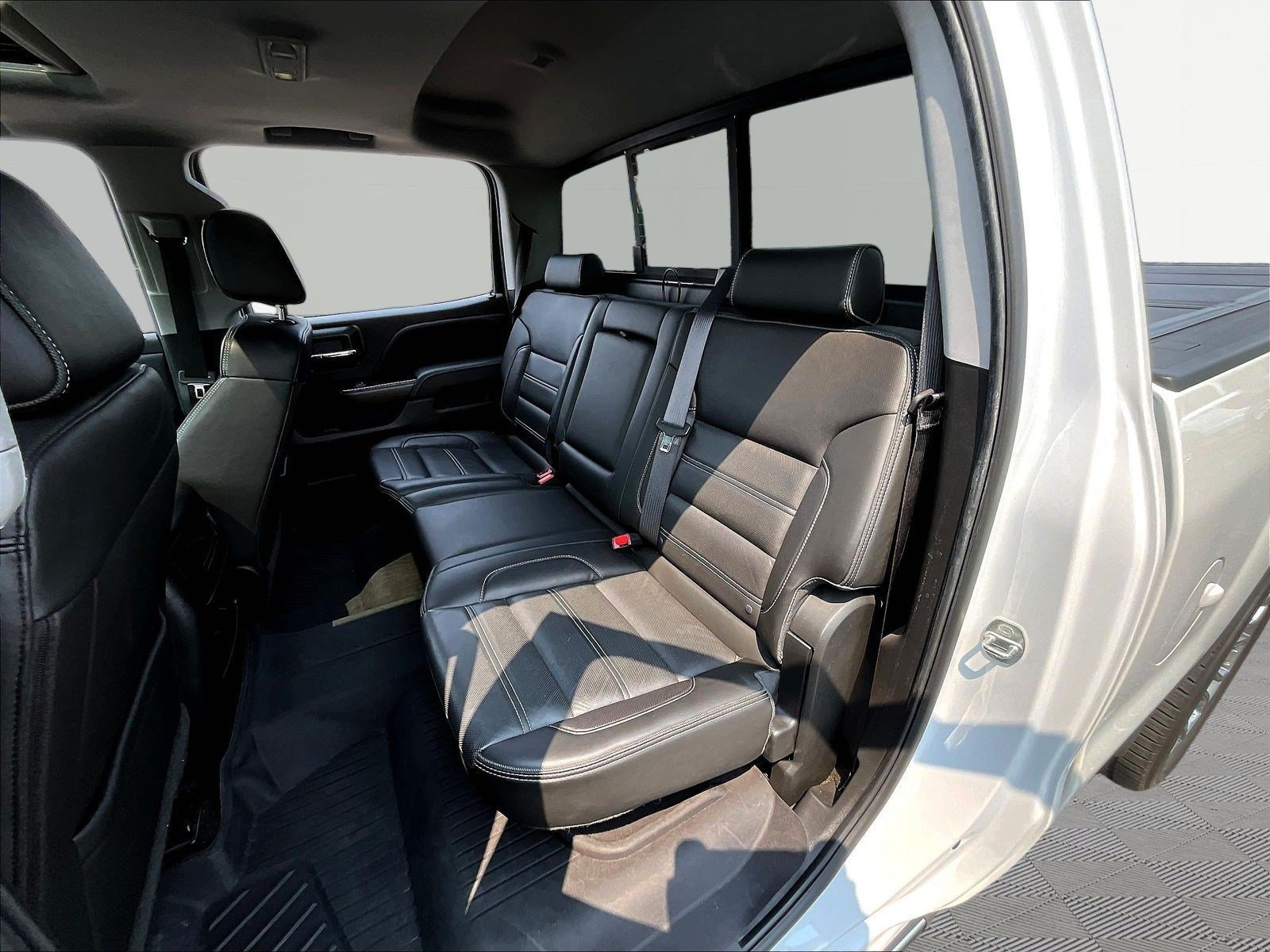 Used 2018 GMC Sierra 1500 Denali w/ Denali Ultimate Package AWD/4WD image 23