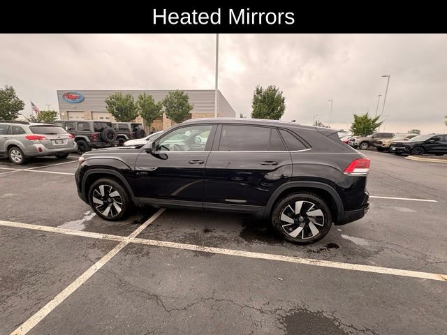 Used 2024 Volkswagen Atlas Cross Sport SE FWD image 7