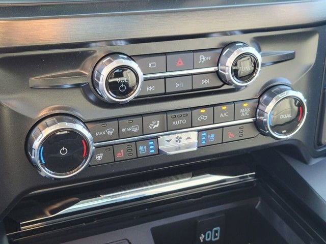 New 2026 Ford F250 Lariat w/ FX4 Off-Road Package image 18