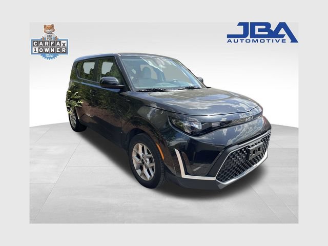 Used 2024 Kia Soul LX w/ Option Group 015 FWD image 1
