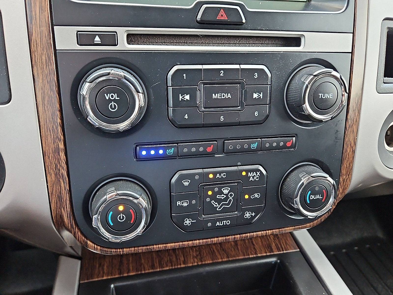 Used 2017 Ford Expedition EL King Ranch AWD/4WD image 18