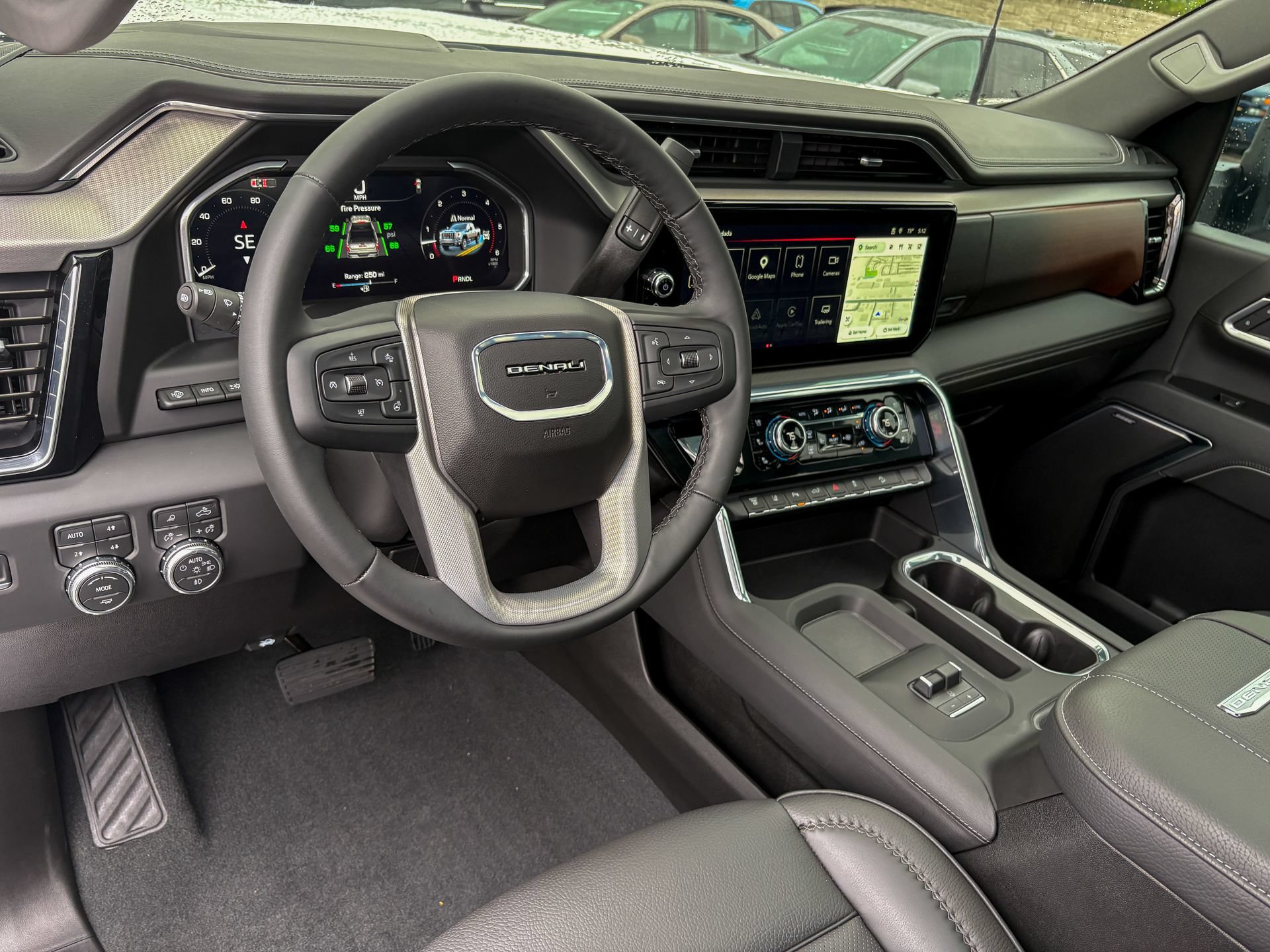 Used 2026 GMC Sierra 2500 Denali w/ Technology Package AWD/4WD image 5