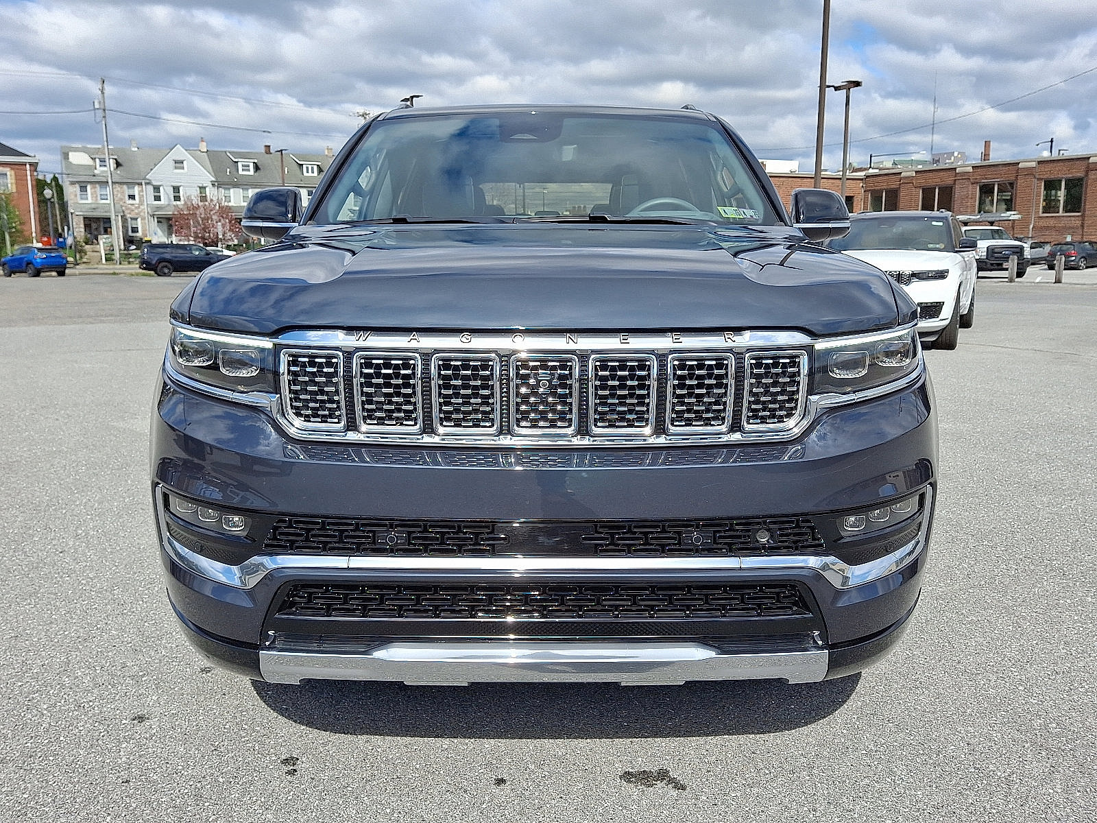 Used 2024 Jeep Grand Wagoneer Series III image 2