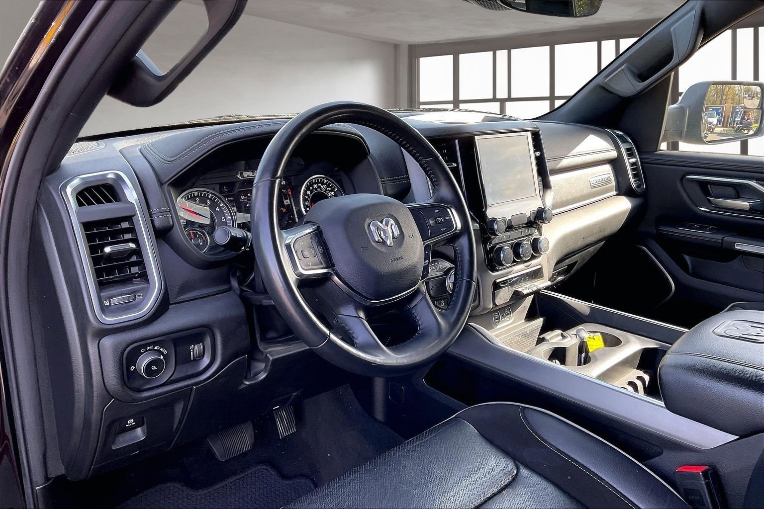 Used 2024 RAM 1500 Laramie image 18