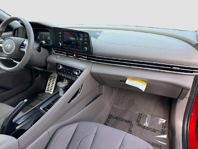 Certified 2026 Hyundai Elantra Sport FWD image 28