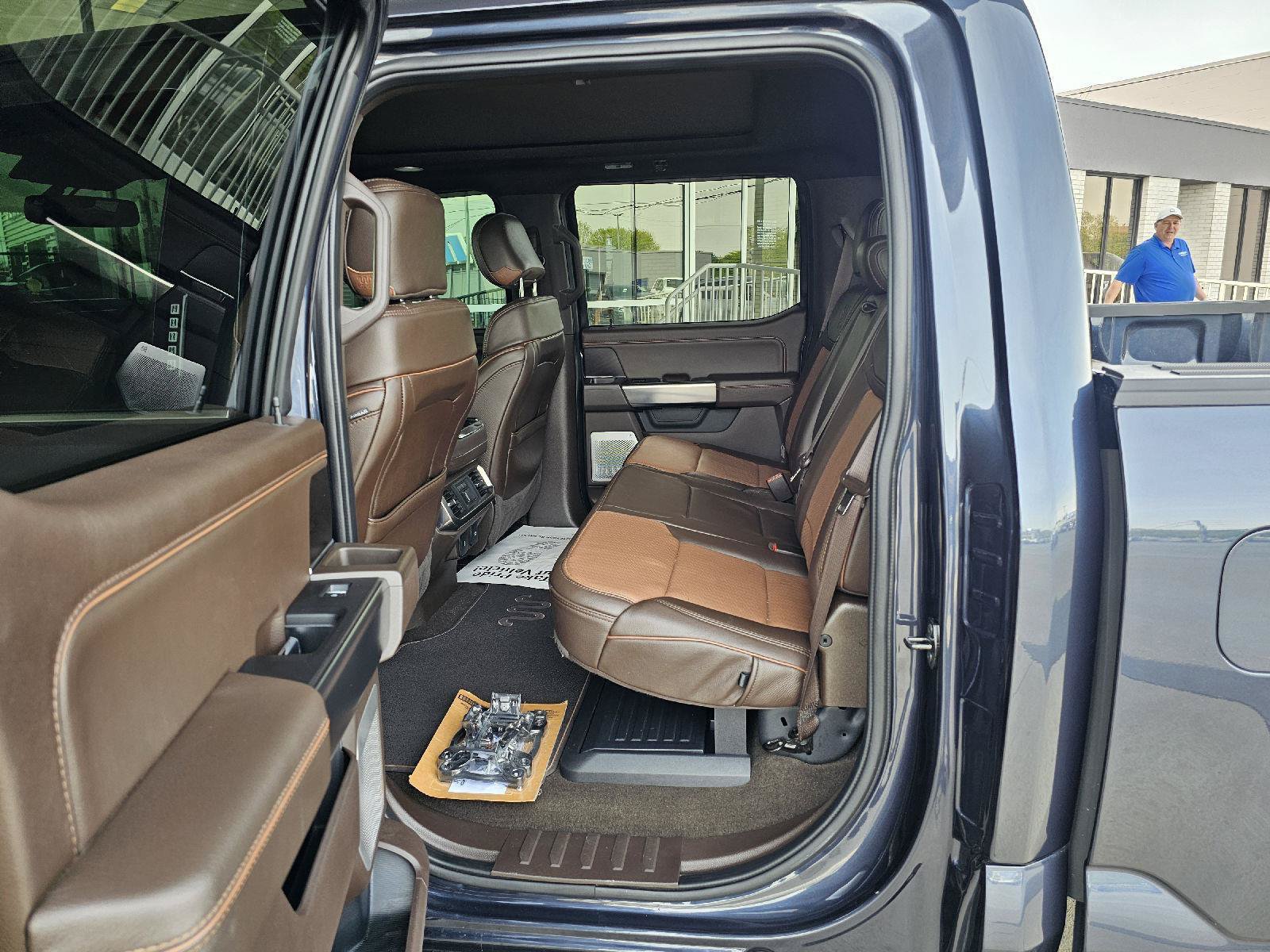 Used 2022 Ford F150 King Ranch w/ Equipment Group 601A High AWD/4WD image 17