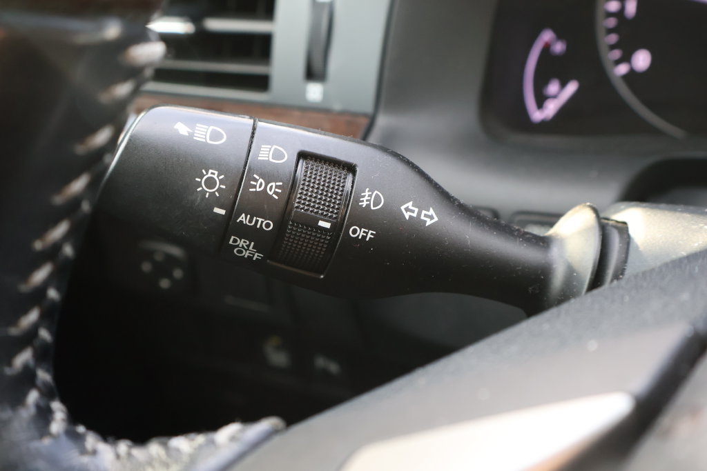 Used 2014 Lexus ES 350 w/ Ultra Luxury Package FWD image 22