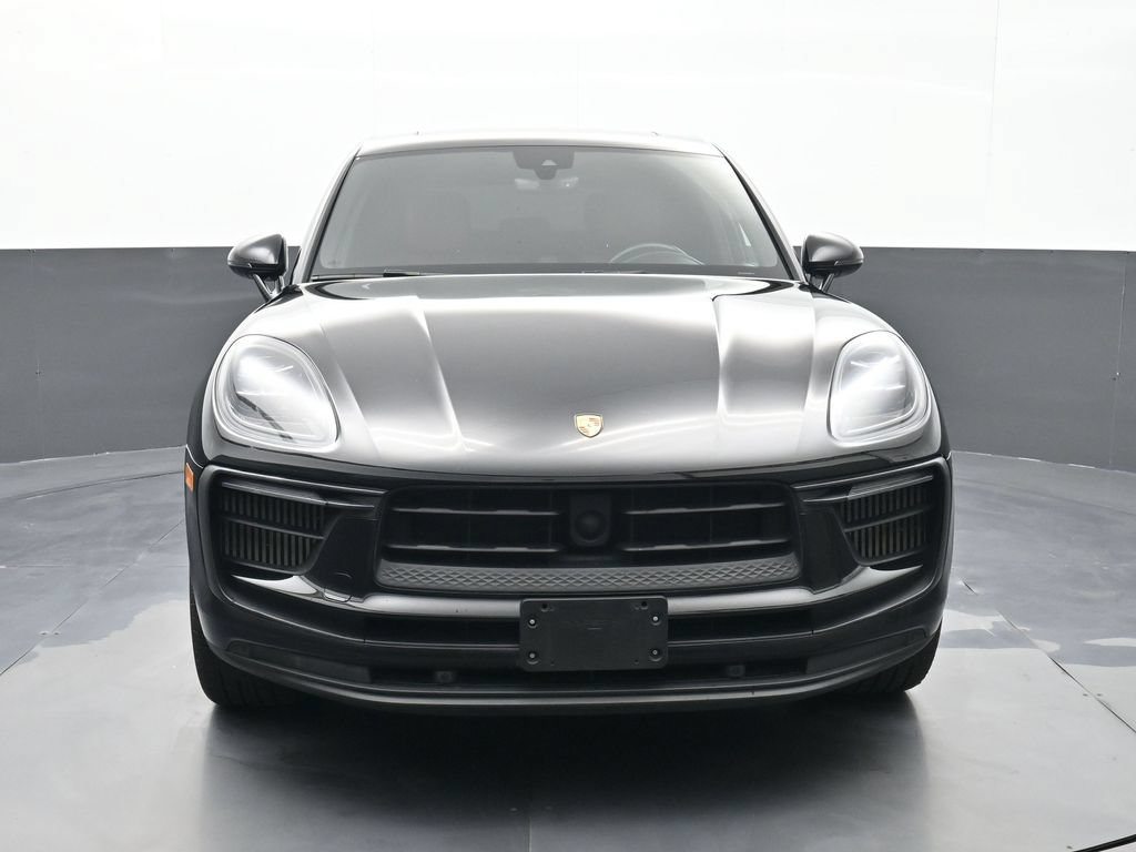 Certified 2023 Porsche Macan S AWD/4WD image 23