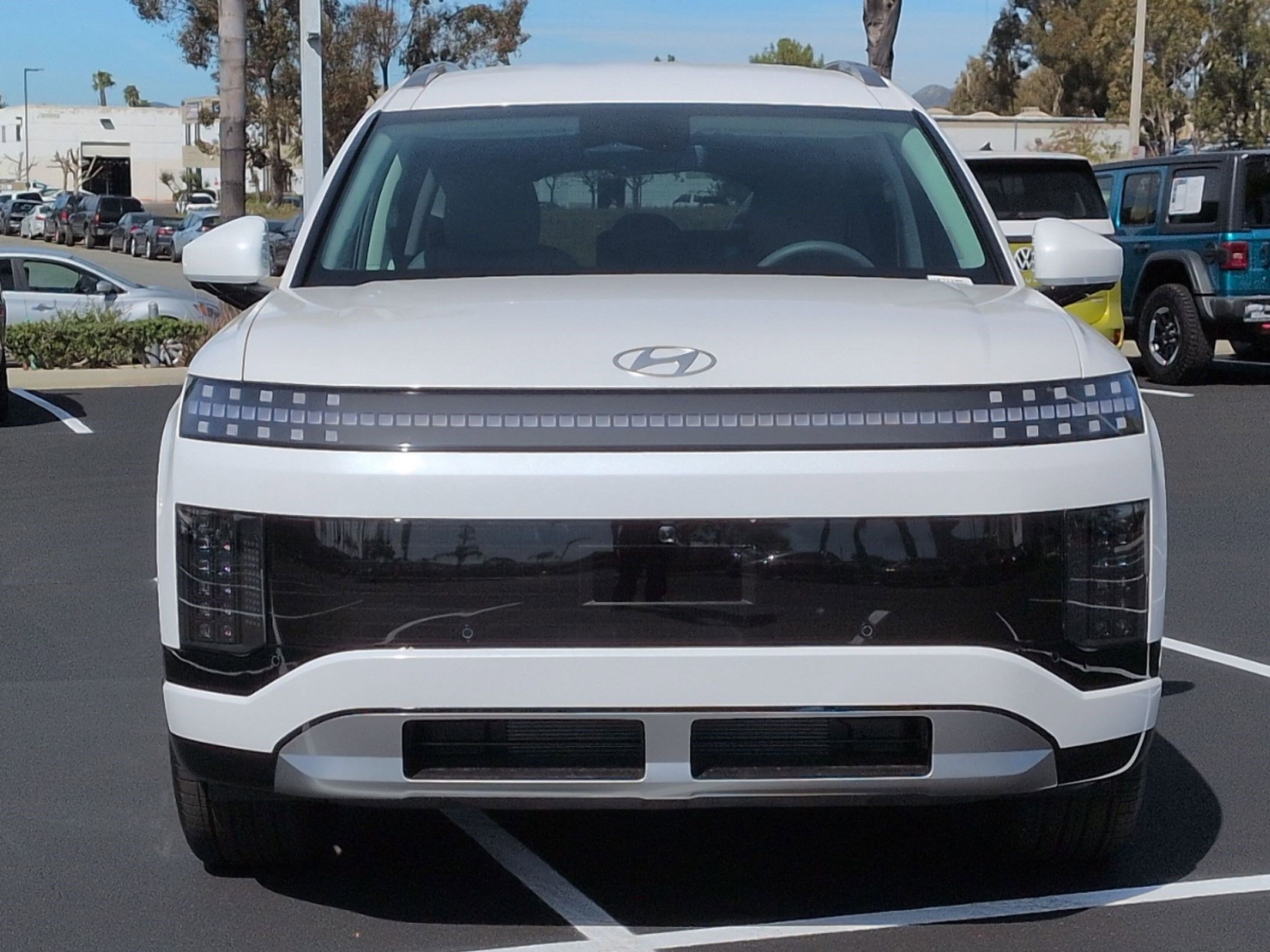 Used 2026 Hyundai Ioniq 9 SEL image 3