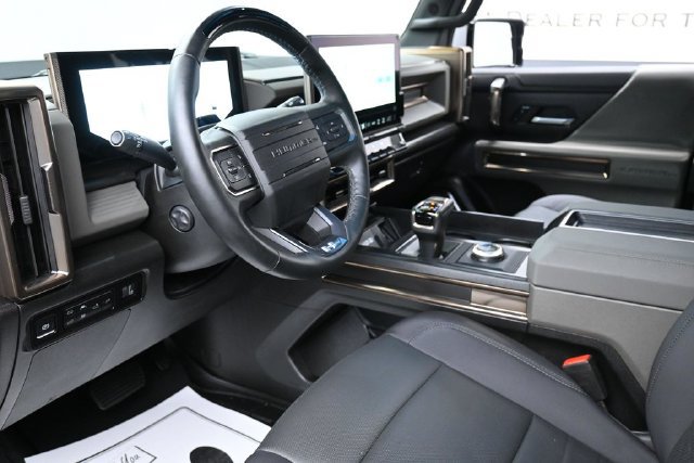 Used 2024 GMC Hummer EV 2X AWD/4WD image 14
