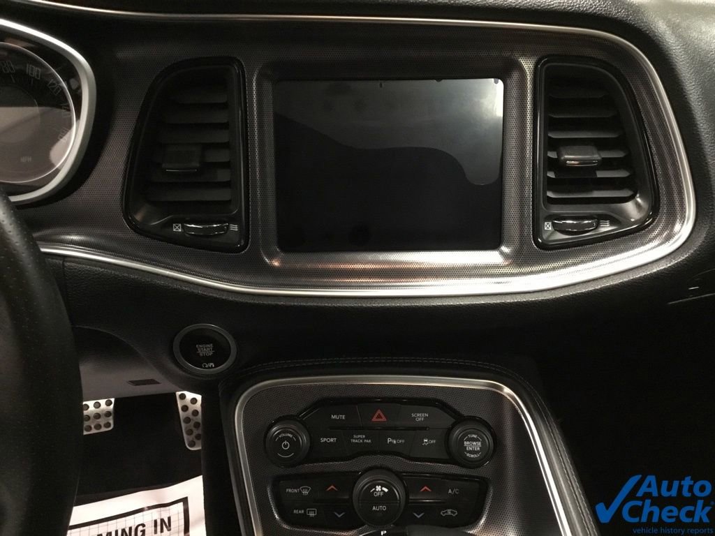 Used 2018 Dodge Challenger GT image 40