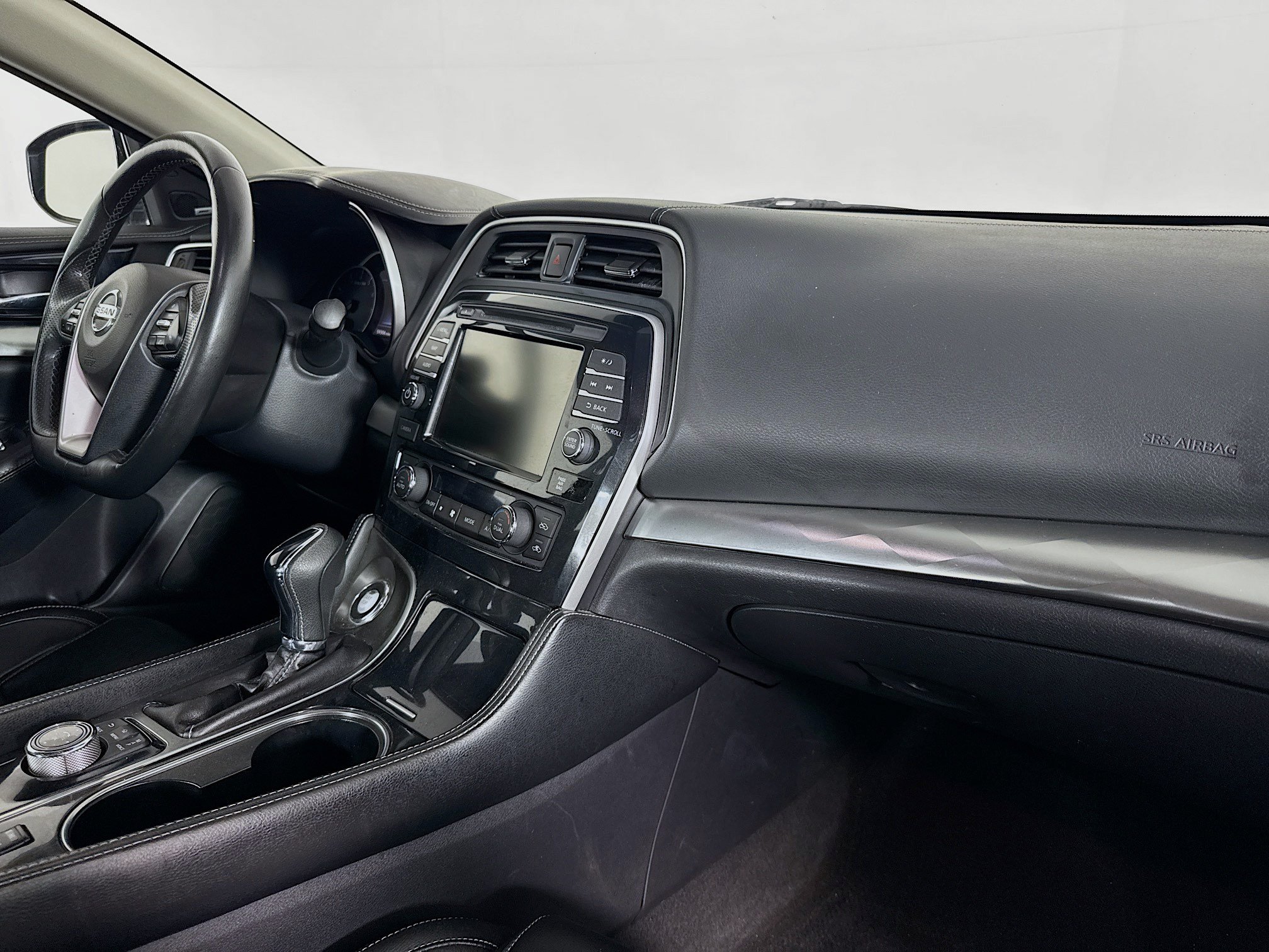 Used 2022 Nissan Maxima SL FWD image 48
