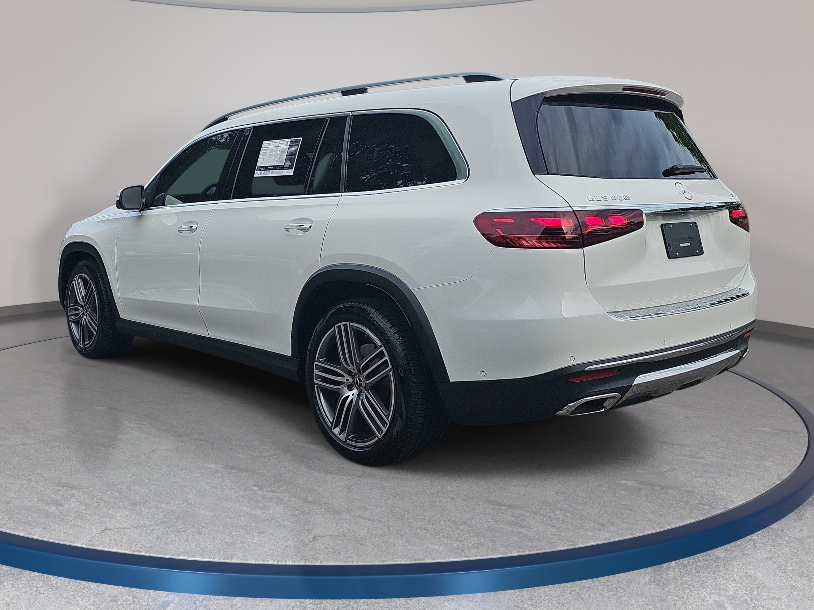 Used 2026 Mercedes-Benz GLS 450 4MATIC image 8