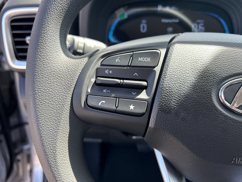 New 2026 Hyundai Venue SE FWD image 19
