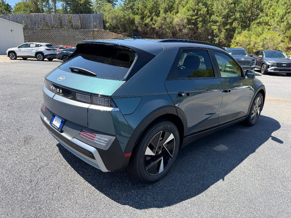 New 2027 Hyundai Ioniq 5 SEL RWD image 8