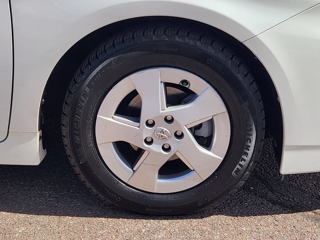 Used 2010 Toyota Prius Five FWD image 30