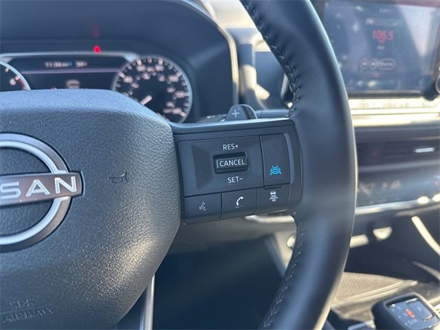 Used 2025 Nissan Rogue SV image 15