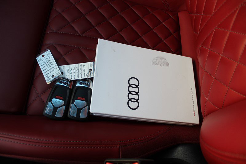 Used 2024 Audi SQ5 Premium Plus w/ Premium Plus Package AWD/4WD image 16