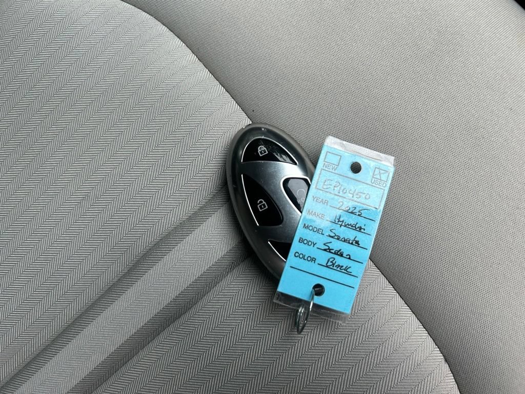 Used 2025 Hyundai Sonata SEL FWD image 30