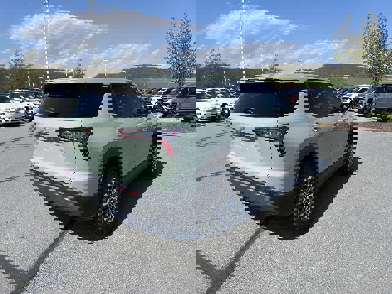 Used 2026 Chevrolet Equinox LT w/ Convenience Package II AWD/4WD image 7