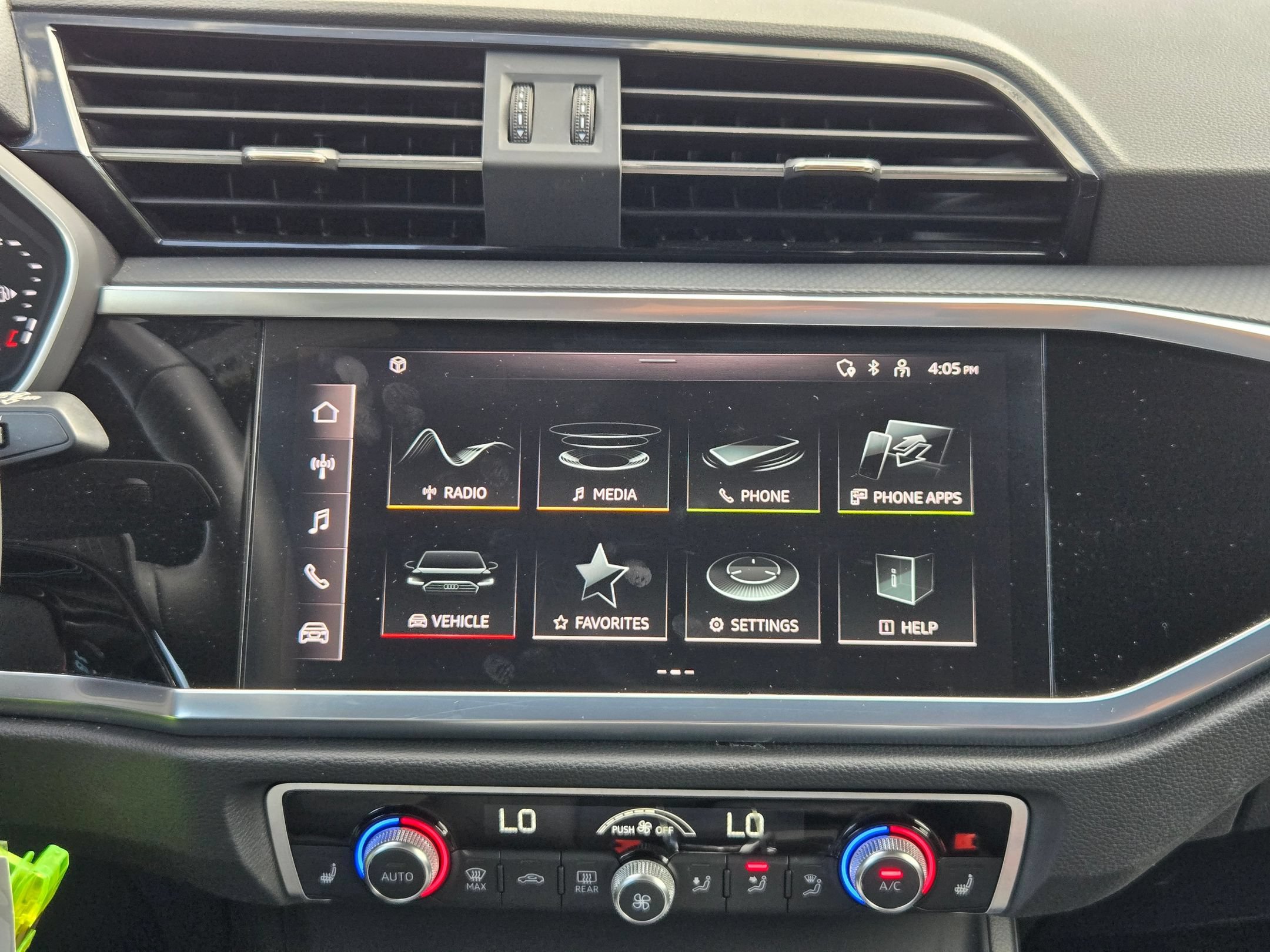 Used 2025 Audi Q3 2.0T Premium AWD/4WD image 19