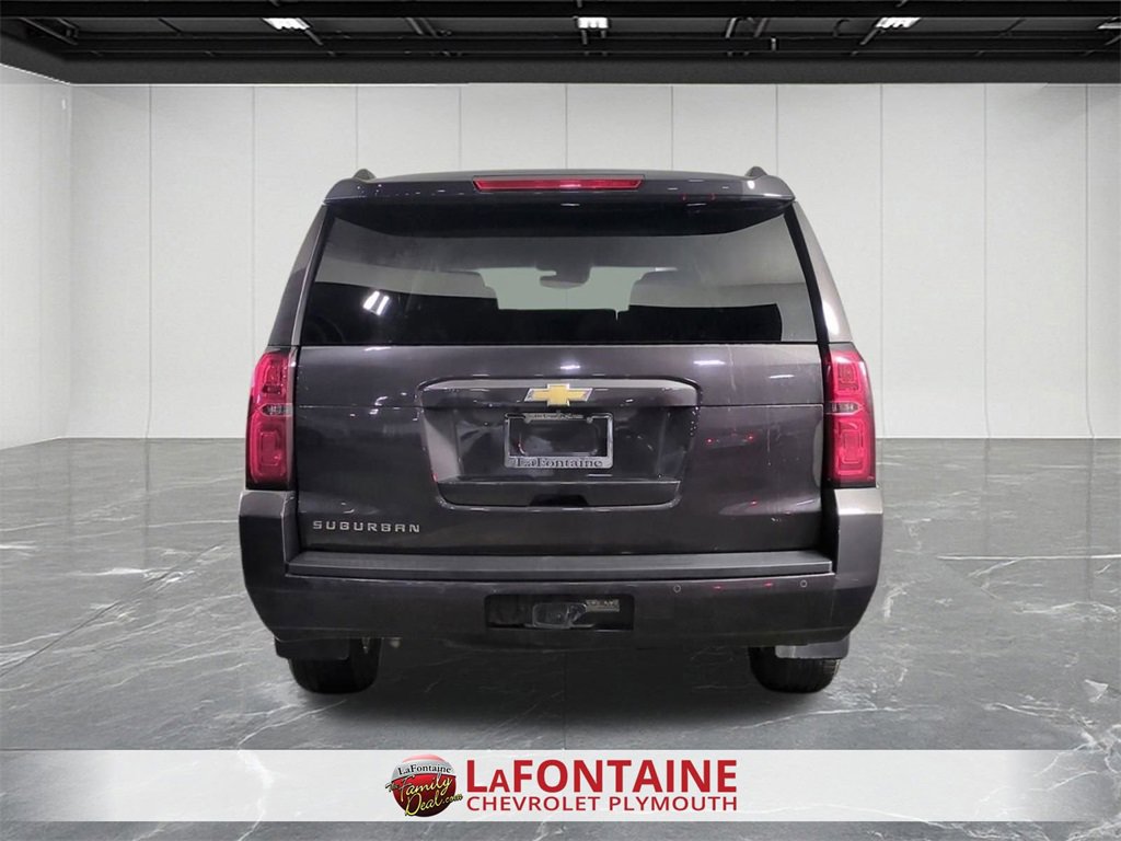 Used 2015 Chevrolet Suburban LT image 7